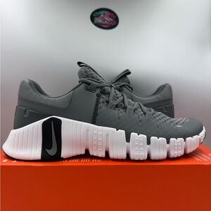 Nike Free Metcon 5 Smoke Grey BRAND NEW Size 12